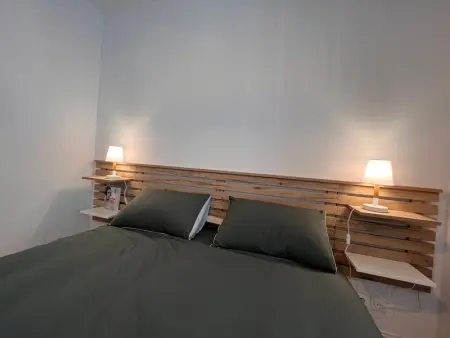 Appartement lumineux 3 pièces près des Halles et de la plage, wifi, clim, parkings proches - Photo 10