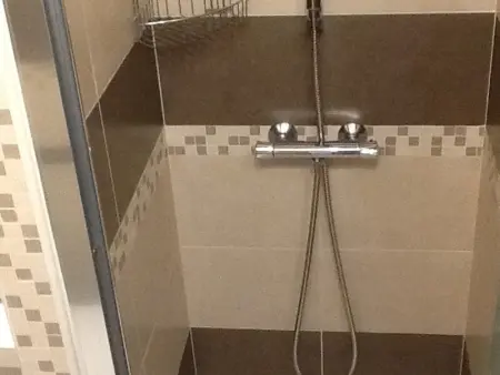 Studio cosy avec balcon à 50m de la plage, parking privatif - Photo 8