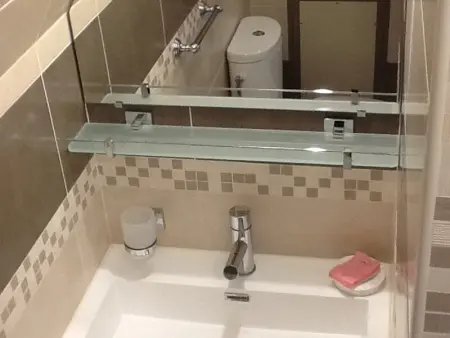 Studio cosy avec balcon à 50m de la plage, parking privatif - Photo 9