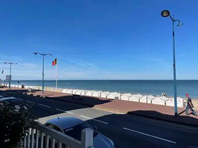 Appartement à Villers sur Mer, Appartement en front de mer à Villers-sur-Mer face au Casino, 2P tout équipé avec parking privatif - L908418