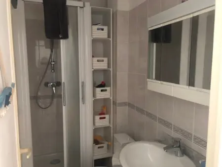 Appartement 2 pièces cosy au centre-ville, à 2 pas de la plage avec parking - Photo 4