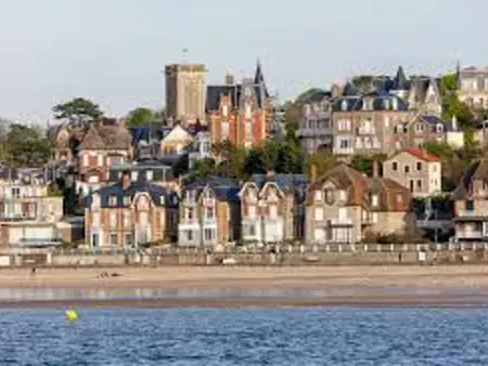 Appartement 2 pièces cosy au centre-ville, à 2 pas de la plage avec parking - Photo 12