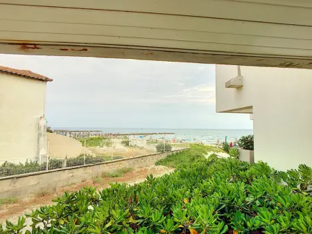 Appartement à Mauguio, Studio rénové sur plage avec cabine, parking et WIFI - L908601