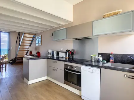 Appartement mezzanine sur plage, rénové, wifi inclus - Photo 7