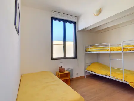 Appartement mezzanine sur plage, rénové, wifi inclus - Photo 10