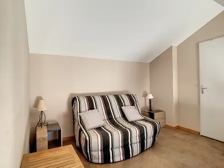 Appartement mezzanine sur plage, rénové, wifi inclus - Photo 13