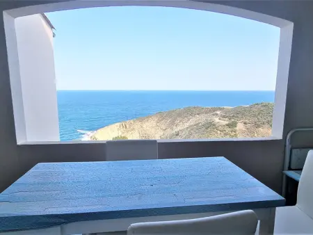 Appartement T2 avec terrasse, parking, WIFI, proche plage - Photo 2