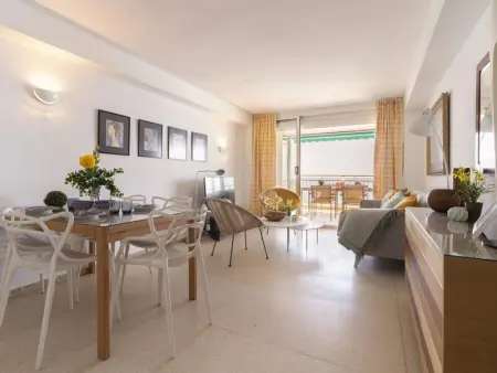 Appartement en bord de mer avec terrasse, climatisation et WiFi à La Pineda - Photo 4