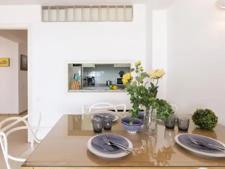 Appartement en bord de mer avec terrasse, climatisation et WiFi à La Pineda - Photo 5