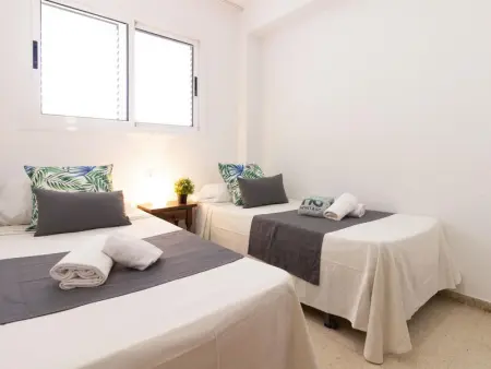 Appartement en bord de mer avec terrasse, climatisation et WiFi à La Pineda - Photo 15