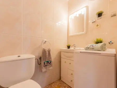 Appartement en bord de mer avec terrasse privée à La Pineda – 3 chambres, WiFi gratuit - Photo 3