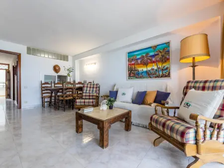 Appartement en bord de mer avec terrasse privée à La Pineda – 3 chambres, WiFi gratuit - Photo 5