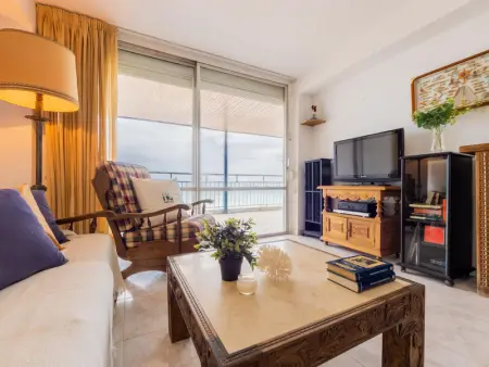 Appartement en bord de mer avec terrasse privée à La Pineda – 3 chambres, WiFi gratuit - Photo 21