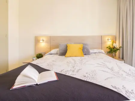 Appartement spacieux 3 chambres avec terrasse, clim et WIFI à La Pineda - Photo 17