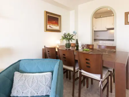 Appartement spacieux 3 chambres avec terrasse, clim et WIFI à La Pineda - Photo 24