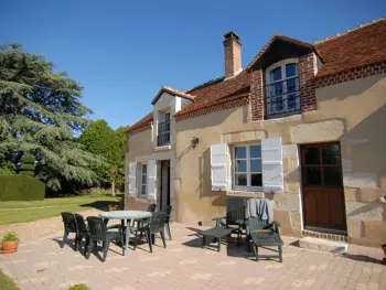 Gite à Cangey,Maison de caractère avec jardin, climatisation et vélos près d'Amboise FR-1-381-357 N°865324