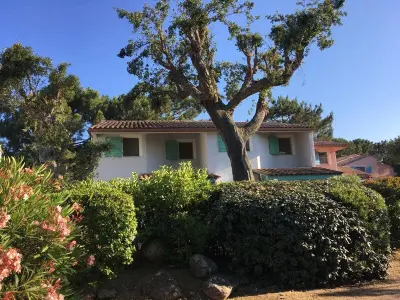 Maison à Lecci, Mini-villa à St Cyprien - Climatisée, 250m de la plage, parfait pour familles - N°865325