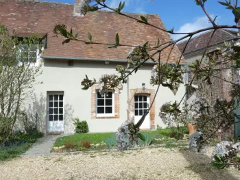 Gîte in Garnay,Élégante maison rénovée en campagne, proche de Dreux et Chartres, avec 2 chambres accueillantes. FR-1-581-103 N°865330