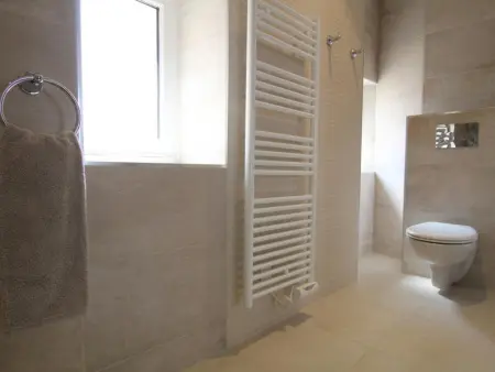 Studio lumineux avec équipements complets à Granville - Photo 8