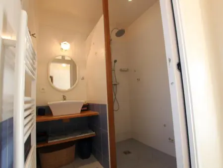 Charmante maison en pierre pour marcheurs, proche de la côte - Photo 8