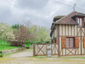 Agriturismo a Clérey,Maison de charme avec jardin, cheminée et climatisation à 15 min de Troyes FR-1-543-264 N°865488