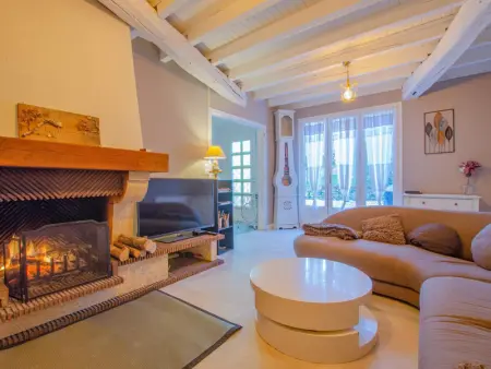 Maison de charme avec jardin, cheminée et climatisation à 15 min de Troyes - Photo 4