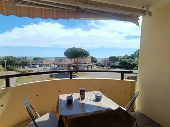 Appartement à Fleury Saint Pierre la Mer, Appartement à 700m de la plage avec parking et balcon - L909014