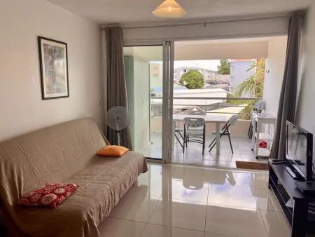 Appartement lumineux avec terrasse, 2 chambres climatisées, cuisine équipée - Les Trois-Îlets - Photo 1