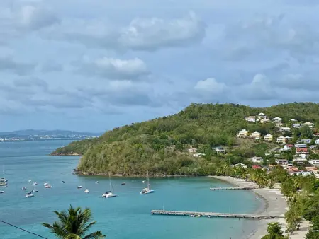 Appartement lumineux avec terrasse, 2 chambres climatisées, cuisine équipée - Les Trois-Îlets - Photo 12