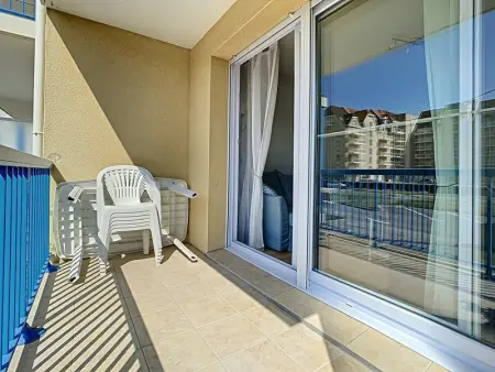 Appartement lumineux à 100m de la plage avec balcon, parking, idéal pour séjours courts et longs - Photo 14