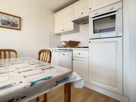 Appartement 2 chambres proche mer et centre, parking inclus - Photo 4