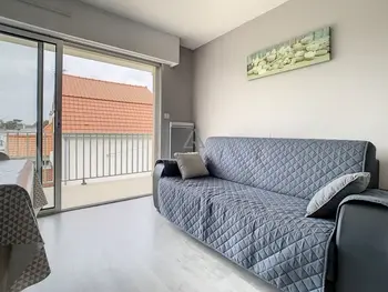 Wohnung in Cucq Stella Plage,Studio rénové avec balcon, parking privé, proche centre-ville et plage - 2 pers FR-1-236-84 N°909342