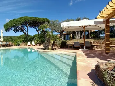 Villa à La Croix Valmer, Villa d'exception à Gigaro avec piscine privée et climatisation - L866066