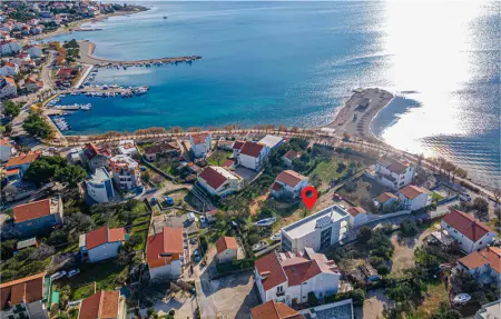 4 BEDROOM AMAZING APARTMENT IN, Appartement 4 personnes à Srima - Photo 9