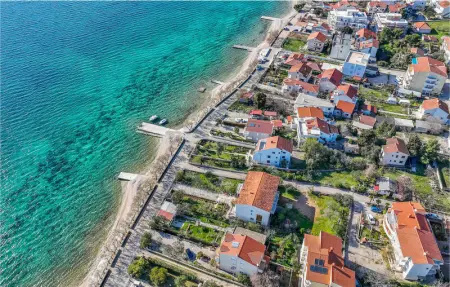 4 BEDROOM AMAZING APARTMENT IN, Appartement 4 personnes à Srima - Photo 11