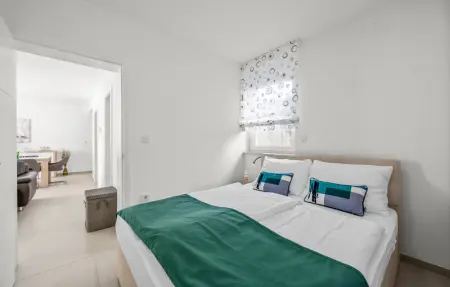 4 BEDROOM AMAZING APARTMENT IN, Appartement 4 personnes à Srima - Photo 15