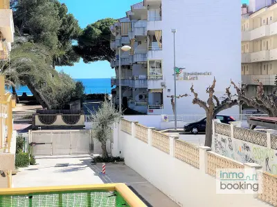 Appartement à Cambrils, Charmant appartement à Cambrils, proche plage, clim, terrasse, parking disponible - L909555
