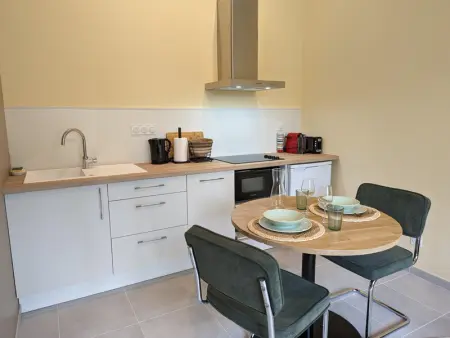 Studio confort à Angoulême avec terrasse, proche transports, idéale pour couples et bébés. - Photo 8