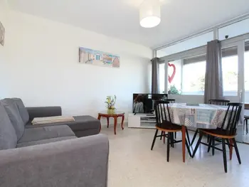 Apartamento en Balaruc les Bains,Bel Appartement T2 avec Loggia à 2 Min des Thermes, Wi-Fi, Classé 2 Étoiles FR-1-553-211 N°909871