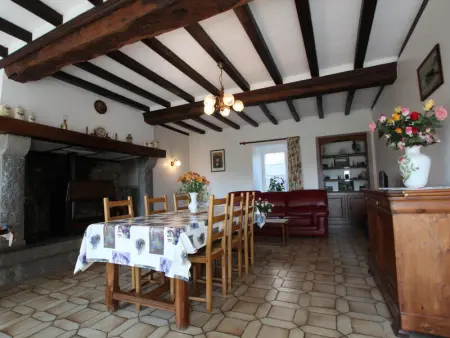 Grande maison en pierre avec jardin et WiFi à Les Pieux - Photo 3