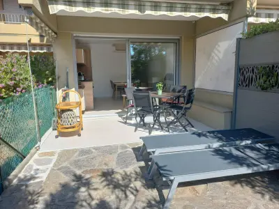 Appartement à Bormes les Mimosas, T1 climatisé avec jardin, piscine, tennis, à 750m de la plage - Parc Des Oliviers - L910053