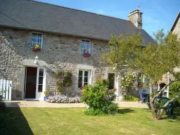 Gite à Orval sur Sienne,Maison familiale avec jardin clos, Wifi et garage à Orval sur Sienne FR-1-362-240 N°866827