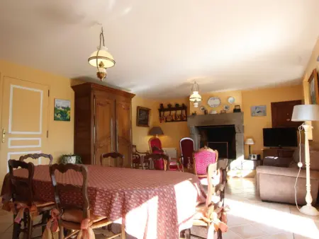 Maison familiale en pierre avec jardin privé, animaux acceptés - Photo 10