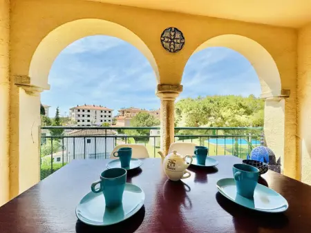 Appartement Mimosas à 300m de la plage avec piscine et parking – S'Agaró, Costa Brava - Photo 1