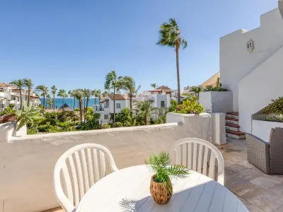 Appartement à Estepona, Penthouse de luxe à Estepona avec piscines, tennis et proche plage - L910102