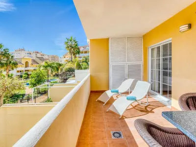 Appartement à Estepona, Appartement Lumineux à Estepona avec Piscines et Terrasse, à Proximité du Port - L910113