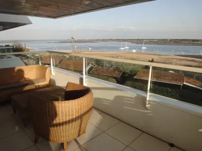 Appartement à Arcachon, Arcachon, T3 lumineux avec 2 chambres, terrasse et parking privé - L940756