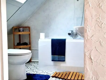 Charmante Maisonnette avec Cheminée près du Village - Photo 12