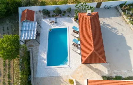 Location Maison 6 personnes à Pridraga - Photo 14