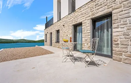 Location Maison 8 personnes à Zaboric - Photo 2